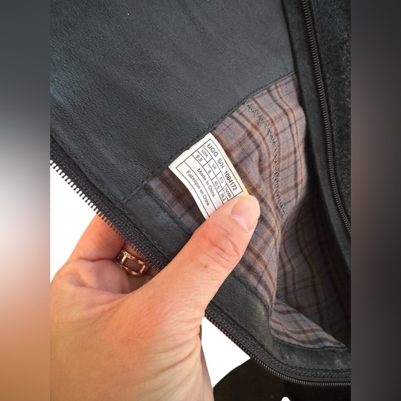 UGG "Darcie" Black Leather Knee High Riding Boots Size 9.5 - Picture 8 of 9